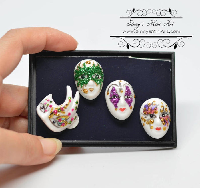 1:12 Dollhouse Miniature Porcelain Mardi Gras Mask Set (4 Pieces) RP 1.605/6