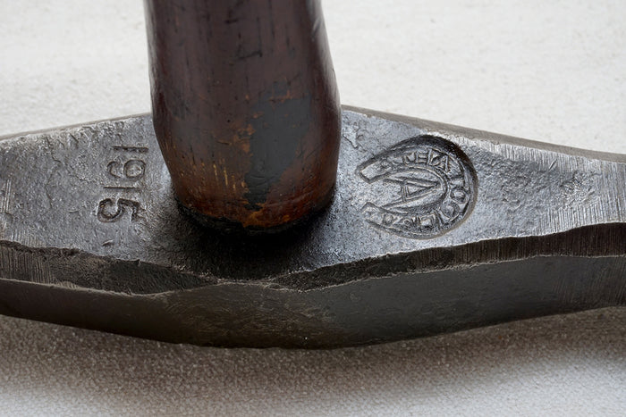 EXCEPTIONAL ATHA WW1 1915 DOUBLE ENDED ARMOURERS HAMMER - MILITARY