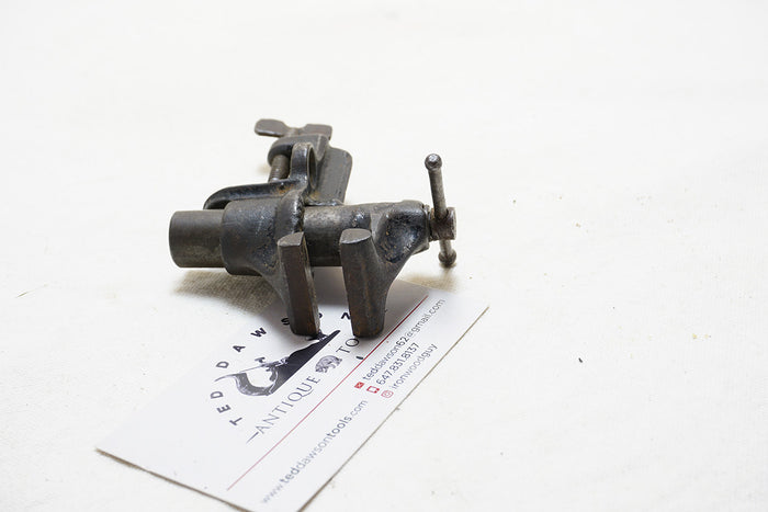 FINE TINY COLTON PATENT CLAMP ON BENCH VISE