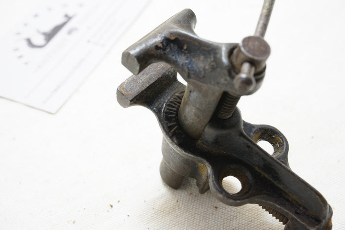 FINE TINY COLTON PATENT CLAMP ON BENCH VISE