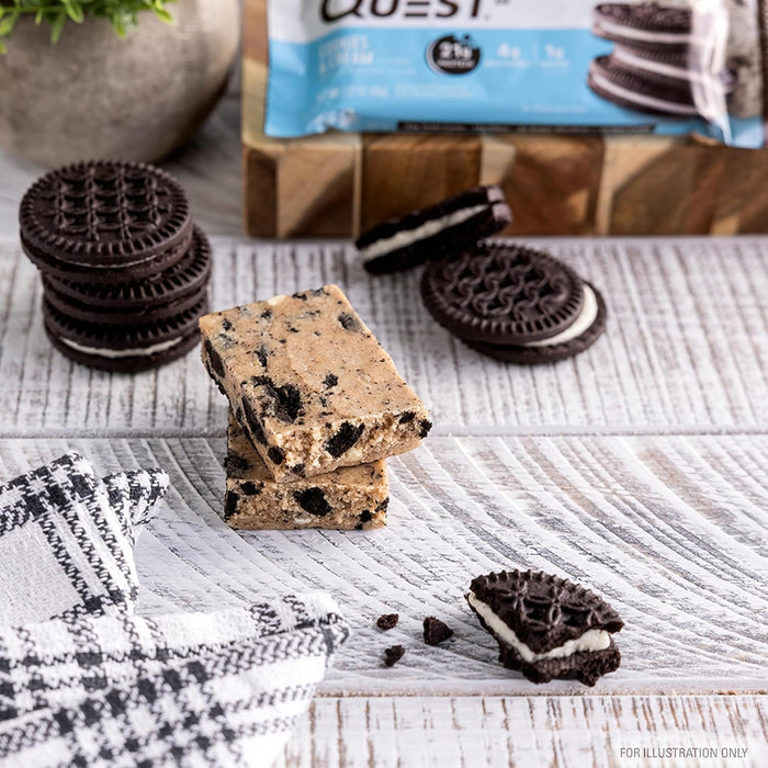 Quest Nutrition Cookies & Cream Protein Bar – Office Pantry Staple for Focused Macro-Tracking Workdays