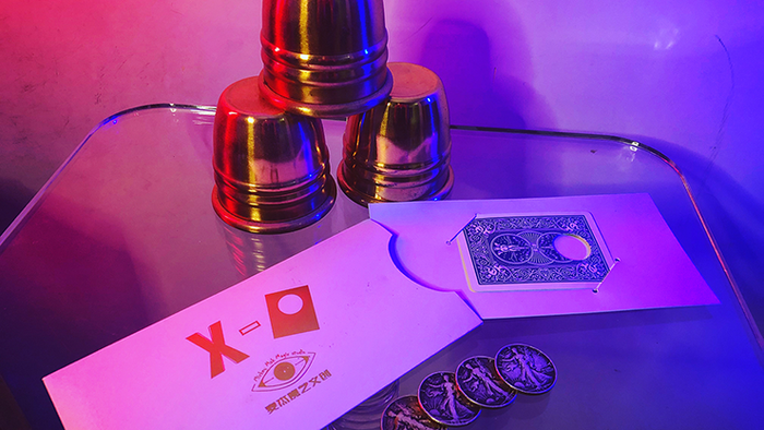 X BLACK HOLE RED (Gimmicks and Online Instructions) by Kingsley Xu